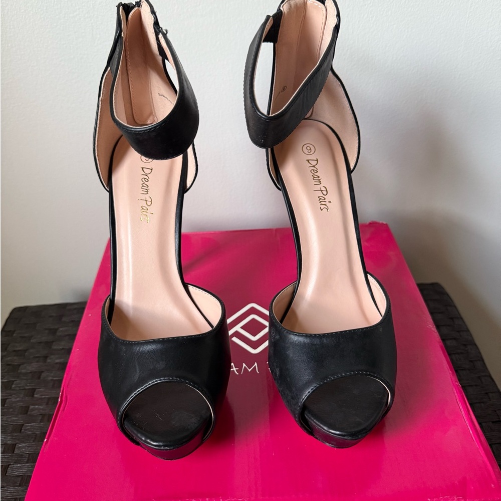 Dream Pairs Black Open Toe Heels